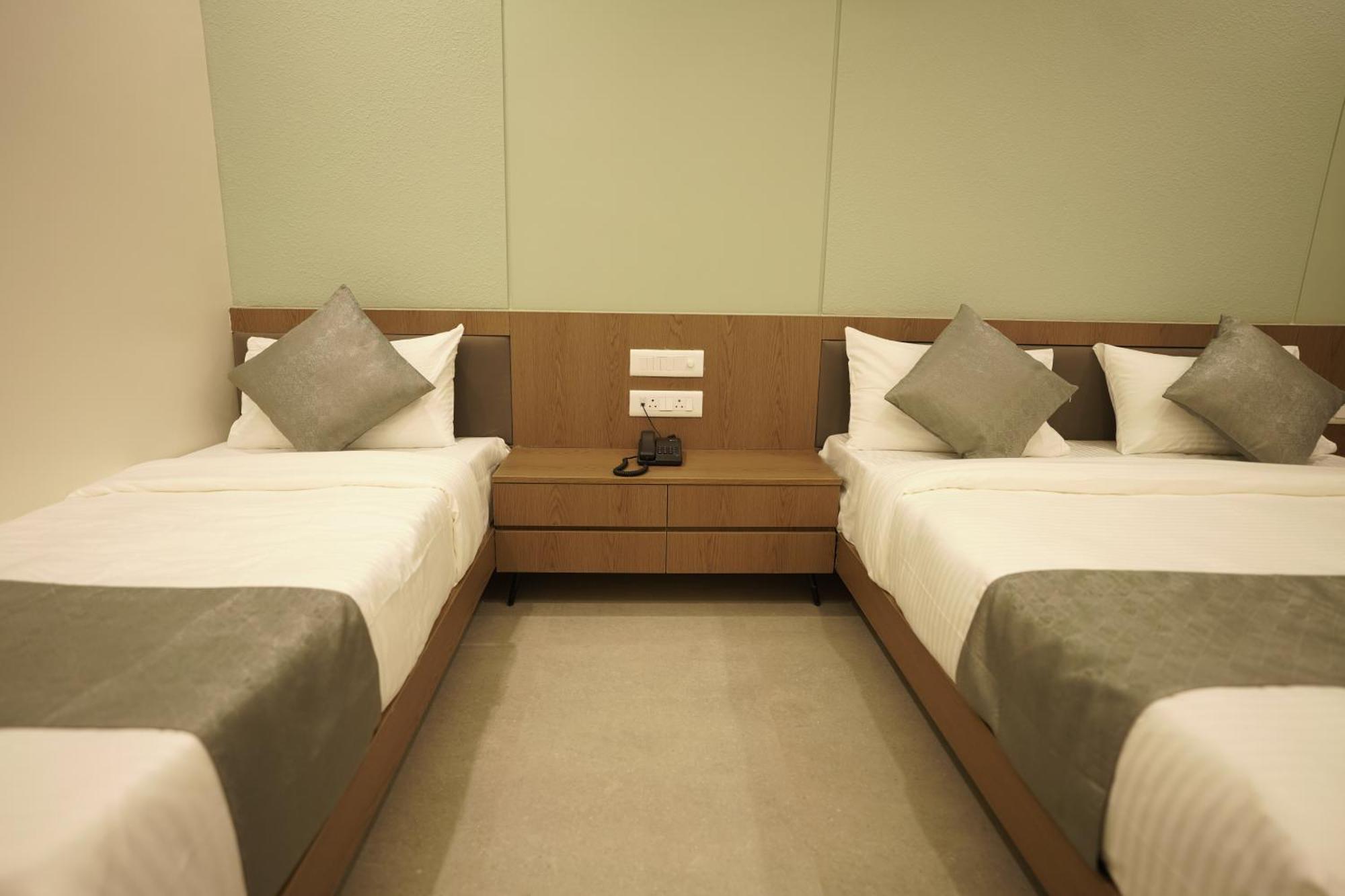 A Square Executive Hotel Aurangabad  Exterior foto
